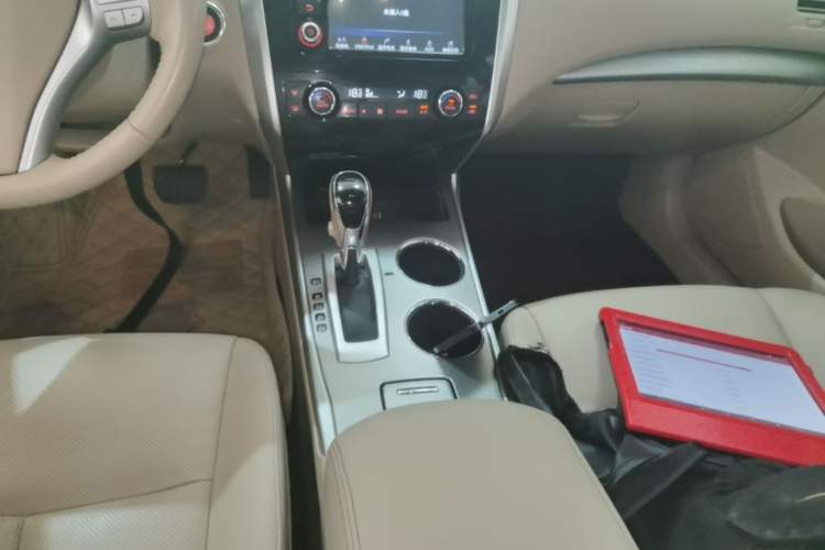 Used Nissan Teana 2016 2.0L XL Comfort Edition Gear Lever