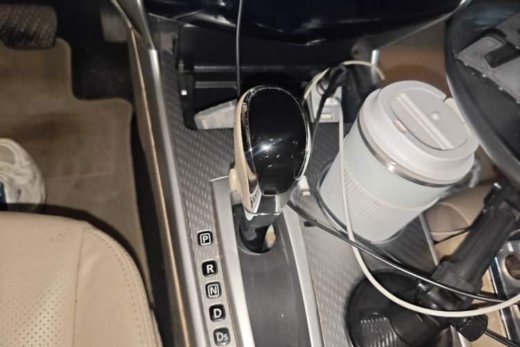 Used Nissan Teana 2016 2.0L XL Comfort Edition Gear Lever