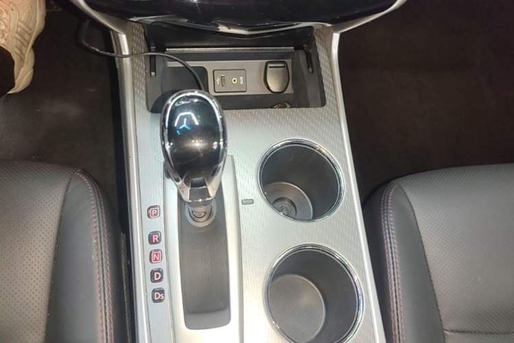 Used Nissan Teana 2016 2.0L XL Comfort Edition Gear Lever