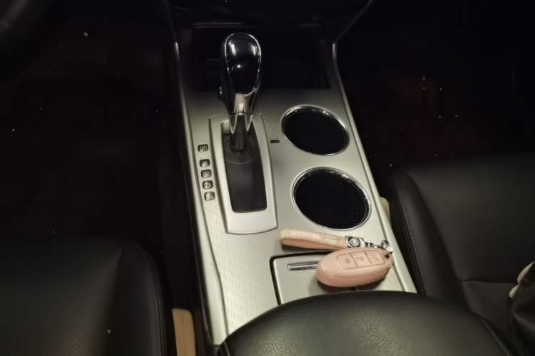 Used Nissan Teana 2016 Revised Version 2.0L XL Comfort Edition Gear Lever