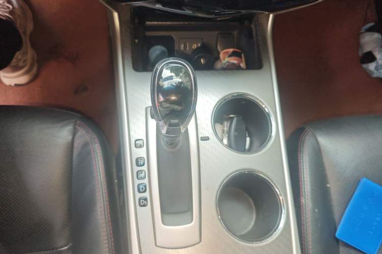 Used Nissan Teana 2016 2.0L XL-Upper Smart Edition Gear Lever