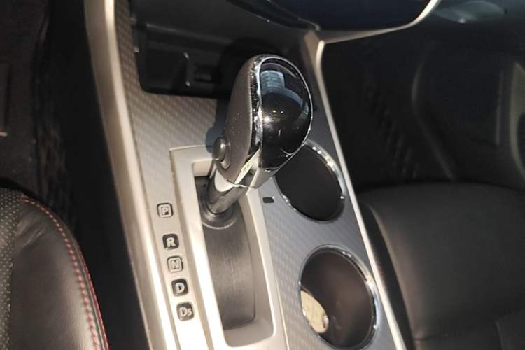 Used Nissan Teana 2016 Revised Version 2.0L XL Comfort Edition Gear Lever