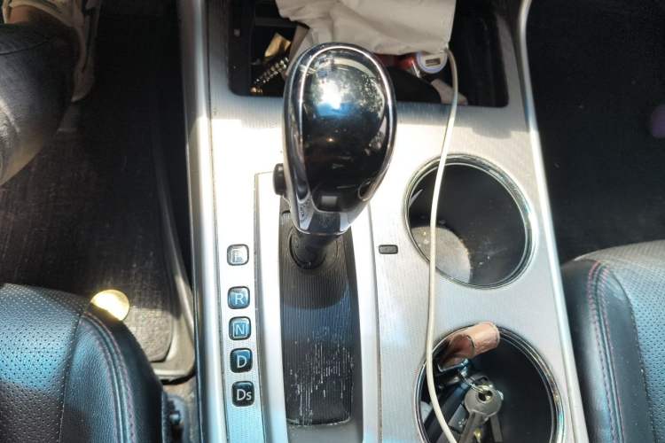 Used Nissan Teana 2016 2.0L XL Comfort Edition Gear Lever