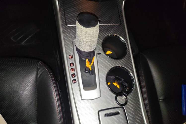 Used Nissan Teana 2016 Revised Version 2.0L XL Comfort Edition Gear Lever