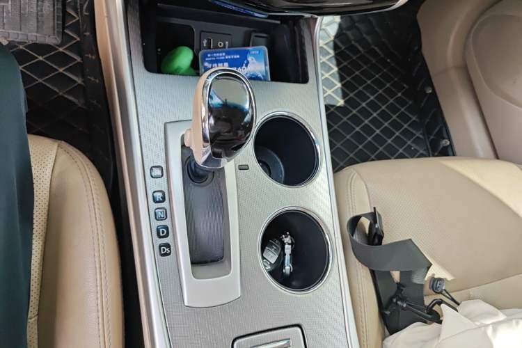 Used Nissan Teana 2016 2.0L XL Comfort Edition Gear Lever