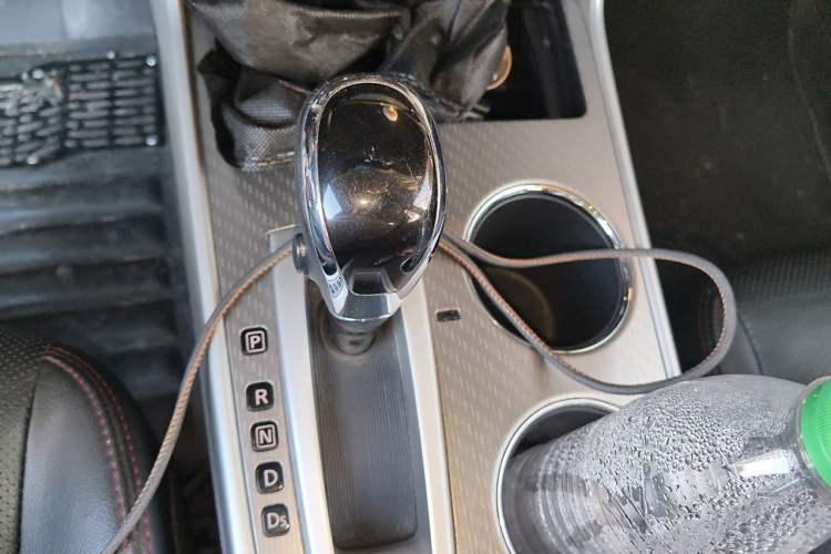 Used Nissan Teana 2016 Revised Version 2.0L XL Comfort Edition Gear Lever