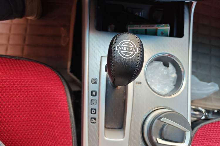 Used Nissan Teana 2016 Revised Version 2.0L XL Comfort Edition Gear Lever