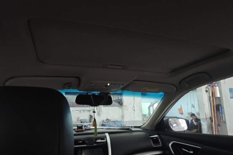Used Nissan Teana 2016 Revised Version 2.0L XL Comfort Edition Headliner