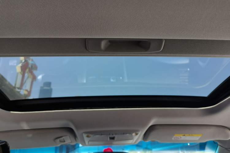 Used Nissan Teana 2016 2.0L XL Comfort Edition Headliner