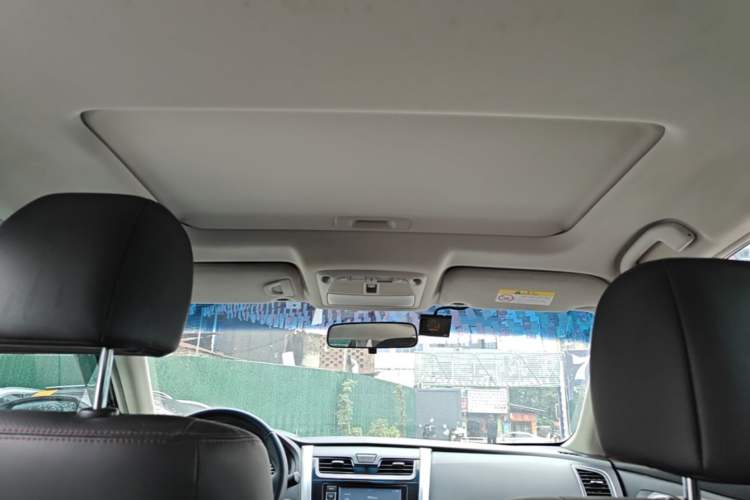 Used Nissan Teana 2016 Revised Version 2.0L XL Comfort Edition Headliner