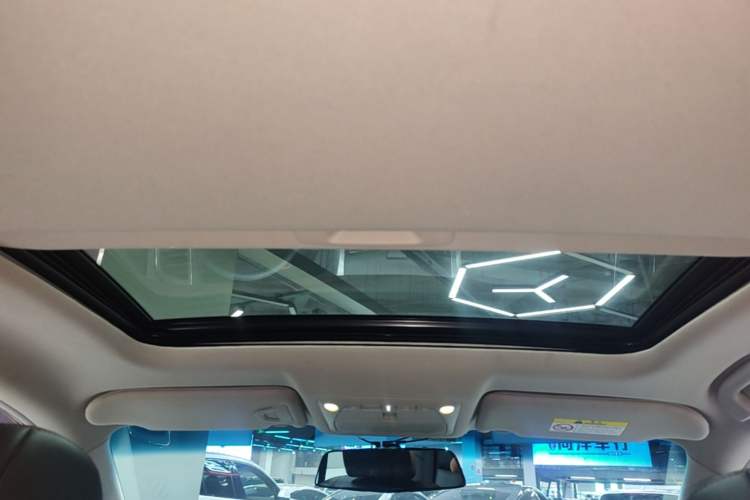Used Nissan Teana 2016 2.0L XL Comfort Edition Headliner