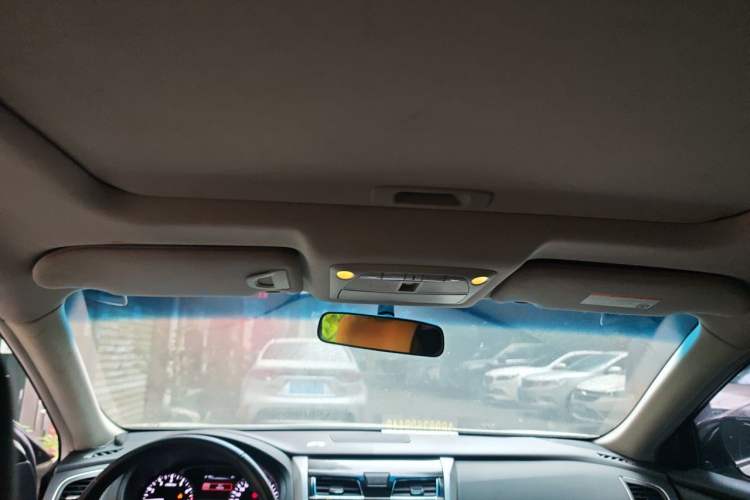 Used Nissan Teana 2016 2.0L XL Comfort Edition Headliner
