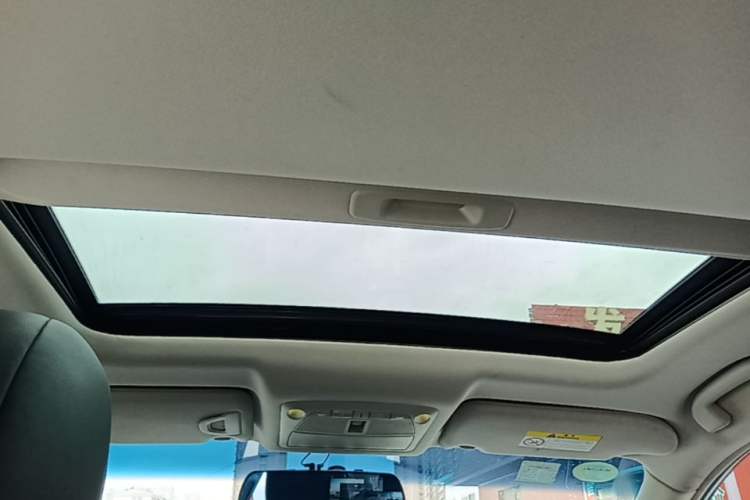 Used Nissan Teana 2016 2.0L XL Comfort Edition Headliner