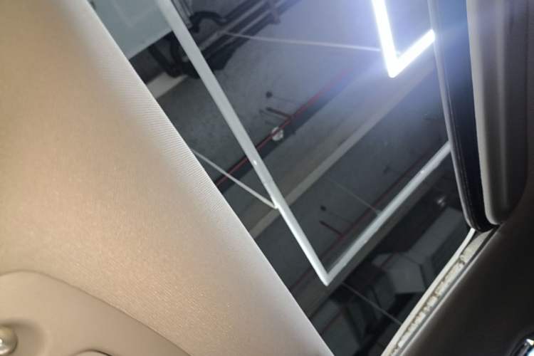 Used Nissan Teana 2016 Revised Version 2.0L XL Comfort Edition Headliner