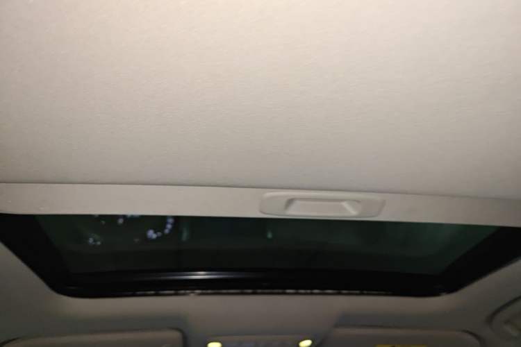 Used Nissan Teana 2016 Revised Version 2.0L XL Comfort Edition Headliner