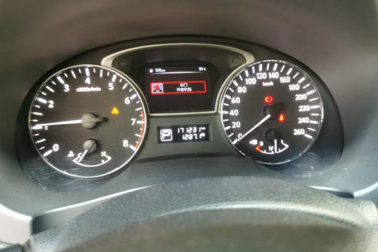 Used Nissan Teana 2016 2.0L XL Comfort Edition Instrument Cluster