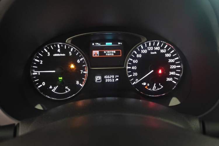 Used Nissan Teana 2016 Revised Version 2.0L XL Comfort Edition Instrument Cluster
