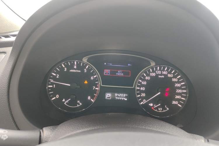 Used Nissan Teana 2016 Revised Version 2.0L XL Comfort Edition Instrument Cluster