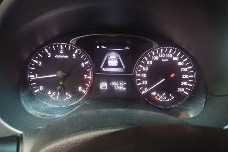 Used Nissan Teana 2016 2.0L XL-Upper Smart Edition Instrument Cluster