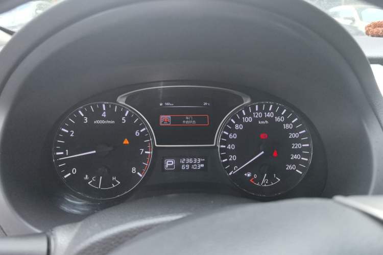 Used Nissan Teana 2016 2.0L XL Comfort Edition Instrument Cluster