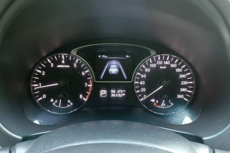 Used Nissan Teana 2016 Revised Version 2.0L XL Comfort Edition Instrument Cluster