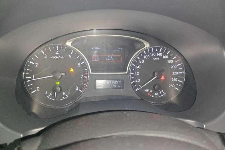 Used Nissan Teana 2016 Revised Version 2.0L XL Comfort Edition Instrument Cluster