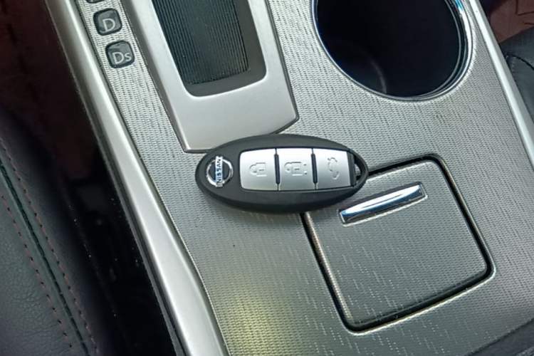 Used Nissan Teana 2016 2.0L XL Comfort Edition Interior 1