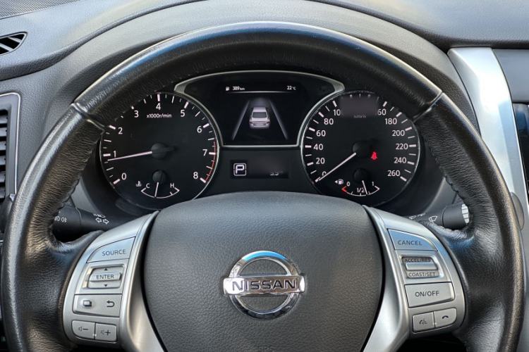 Used Nissan Teana 2016 Revised Version 2.0L XL Comfort Edition Interior 4