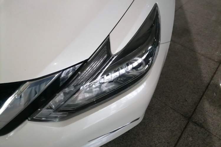 Used Nissan Teana 2016 Revised Version 2.0L XL Comfort Edition Left Front Headlight