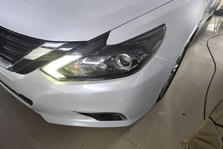 Used Nissan Teana 2016 Revised Version 2.0L XL Comfort Edition Left Front Headlight