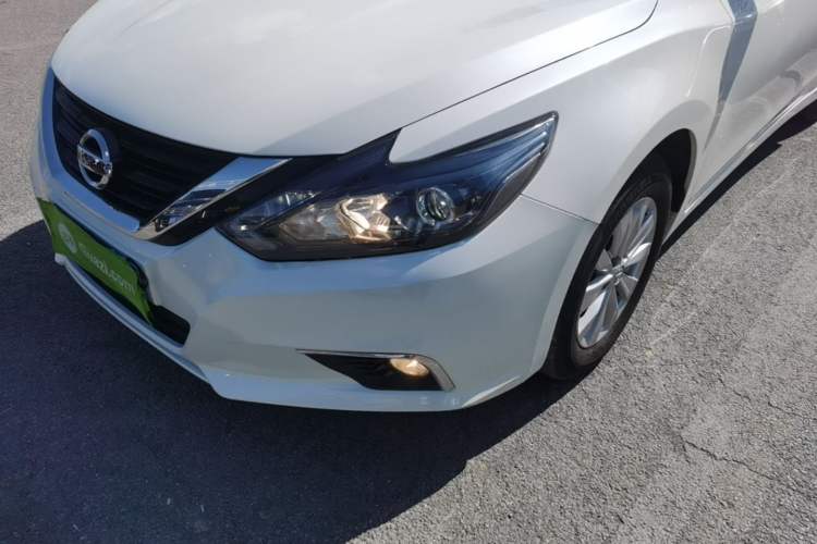 Used Nissan Teana 2016 Revised Version 2.0L XL Comfort Edition Left Front Headlight