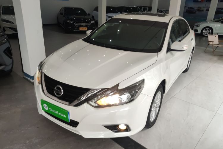 Used Nissan Teana 2016 Revised Version 2.0L XL Comfort Edition Left Front Headlight