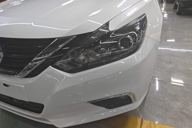 Used Nissan Teana 2016 Revised Version 2.0L XL Comfort Edition Left Front Headlight