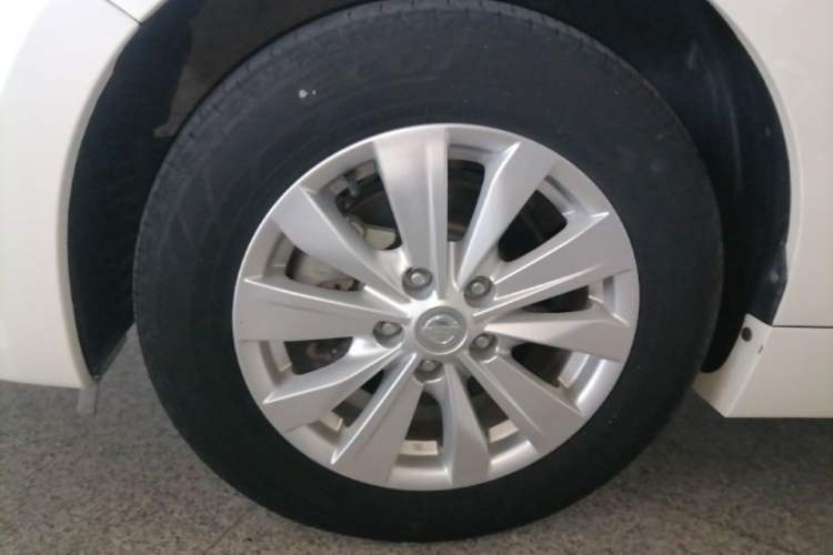 Used Nissan Teana 2016 Revised Version 2.0L XL Comfort Edition Left Front Wheel Hub