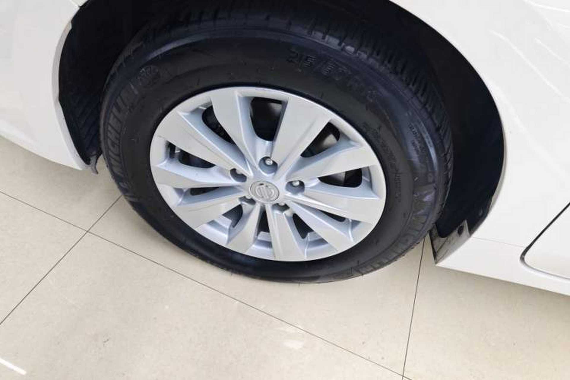 Used Nissan Teana 2016 Revised Version 2.0L XL Comfort Edition Left Front Wheel Hub