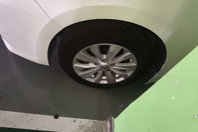 Used Nissan Teana 2016 2.0L XL Comfort Edition Left Front Wheel Hub