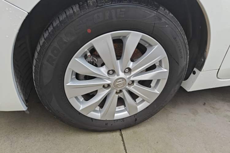 Used Nissan Teana 2016 Revised Version 2.0L XL Comfort Edition Left Front Wheel Hub