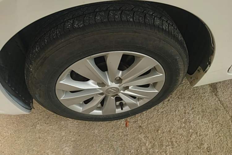 Used Nissan Teana 2016 Revised Version 2.0L XL Comfort Edition Left Front Wheel Hub