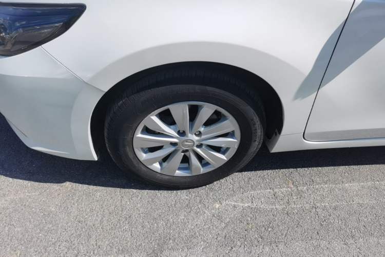 Used Nissan Teana 2016 Revised Version 2.0L XL Comfort Edition Left Front Wheel Hub