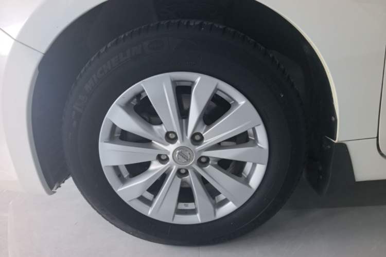 Used Nissan Teana 2016 Revised Version 2.0L XL Comfort Edition Left Front Wheel Hub