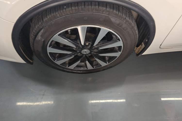 Used Nissan Teana 2016 2.5L XL-UpperNAVI Tech Prestige Edition Left Front Wheel Hub