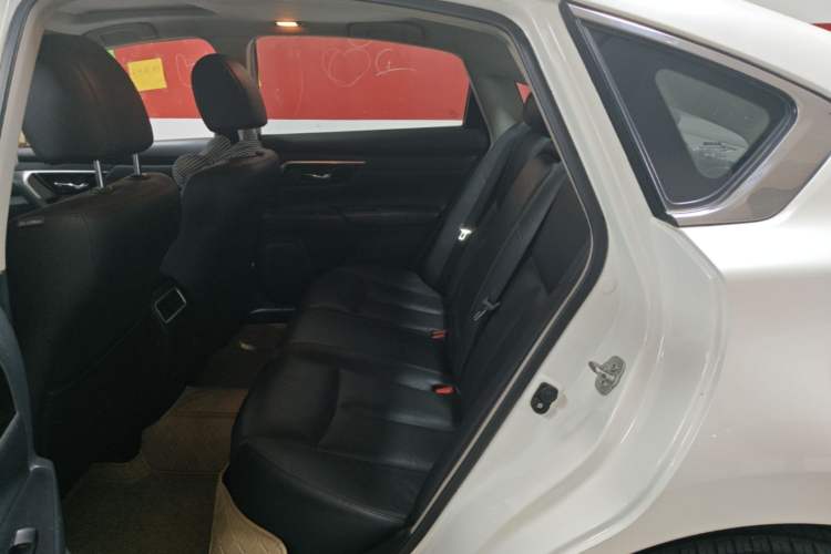 Used Nissan Teana 2016 Revised Version 2.0L XL Comfort Edition Left Rear Seat