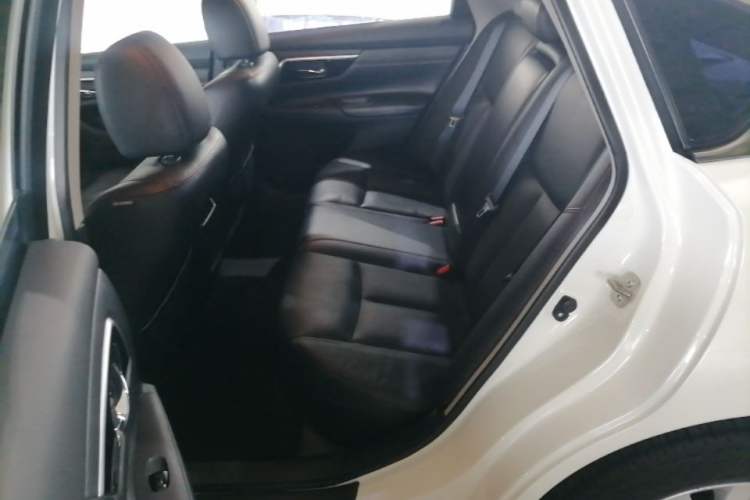 Used Nissan Teana 2016 Revised Version 2.0L XL Comfort Edition Left Rear Seat