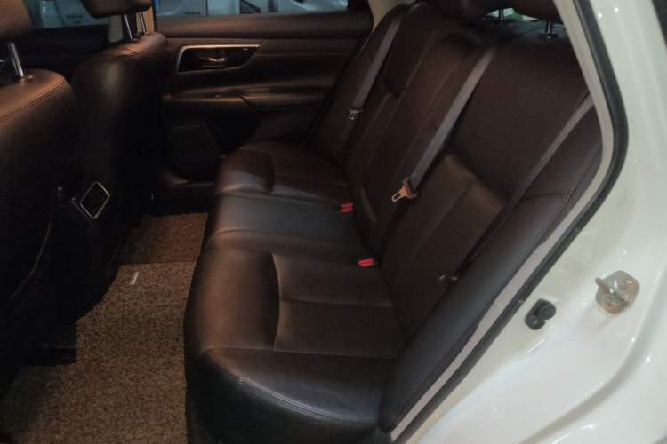 Used Nissan Teana 2016 Revised Version 2.0L XL Comfort Edition Left Rear Seat