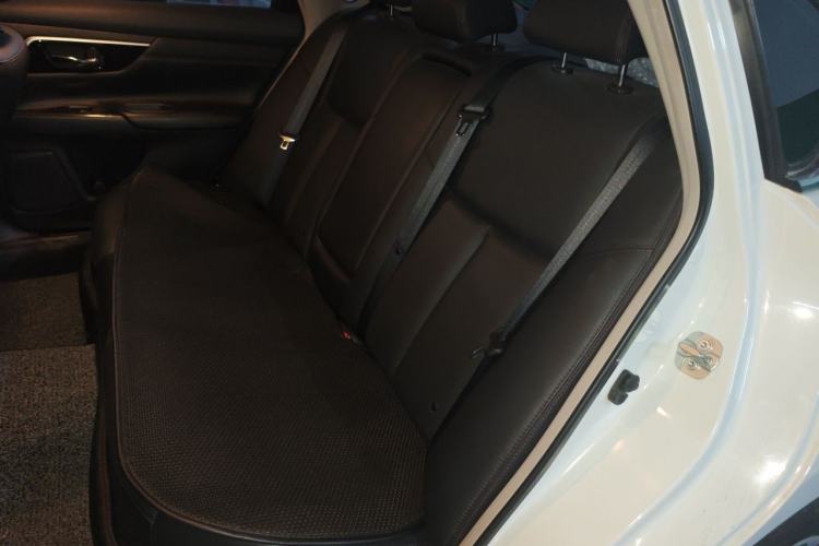 Used Nissan Teana 2016 2.0L XL-Upper Smart Edition Left Rear Seat