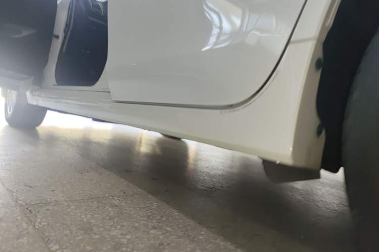 Used Nissan Teana 2016 Revised Version 2.0L XL Comfort Edition Left Side Sill