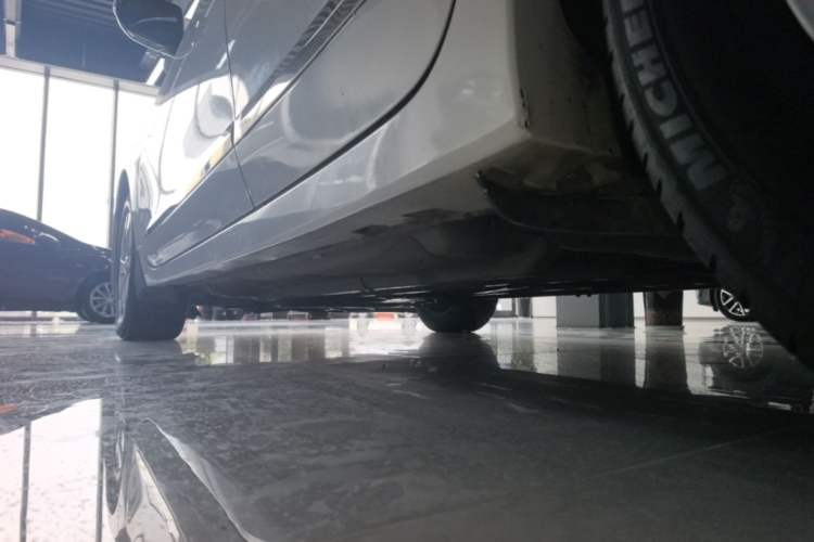 Used Nissan Teana 2016 Revised Version 2.0L XL Comfort Edition Left Side Sill
