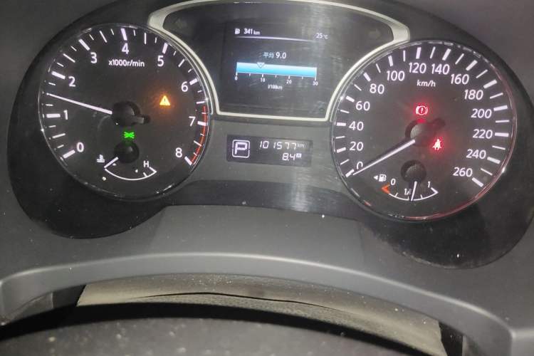Used Nissan Teana 2016 2.0L XL Comfort Edition Odometer Close Up
