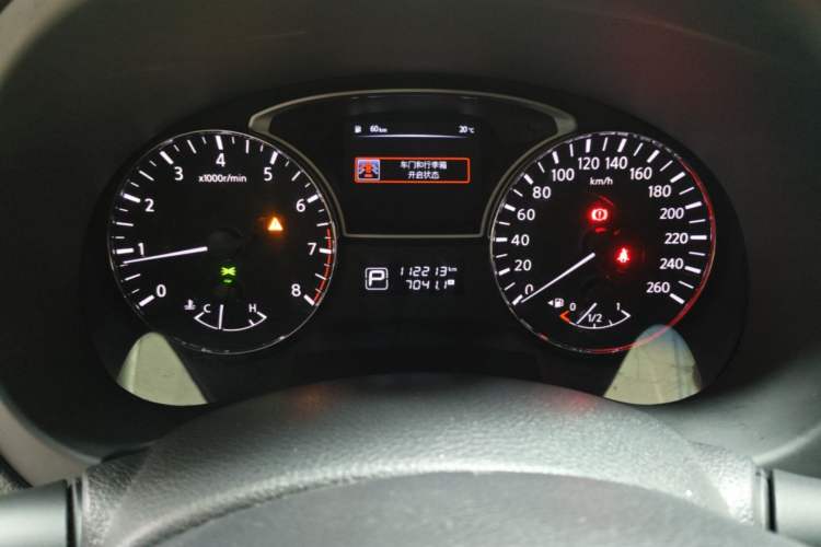 Used Nissan Teana 2016 Revised Version 2.0L XL Comfort Edition Odometer Close Up