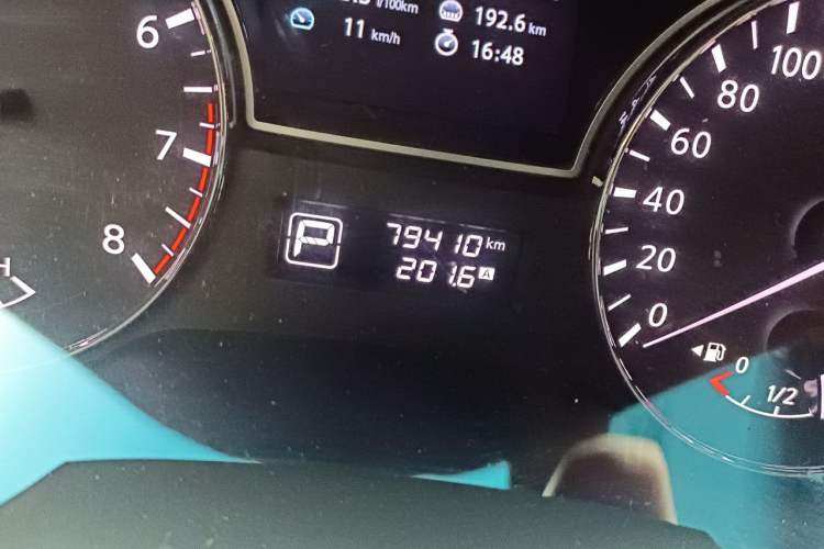 Used Nissan Teana 2016 Revised Version 2.0L XL Comfort Edition Odometer Close Up
